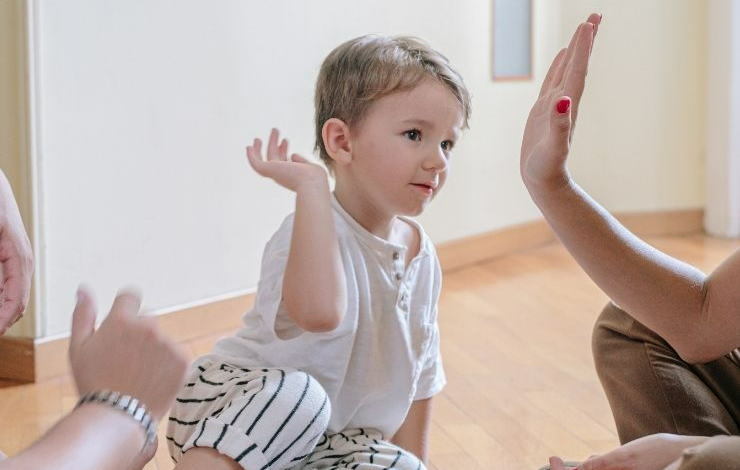 ÇOCUKLAR İÇİN AY BURCU REHBERİ